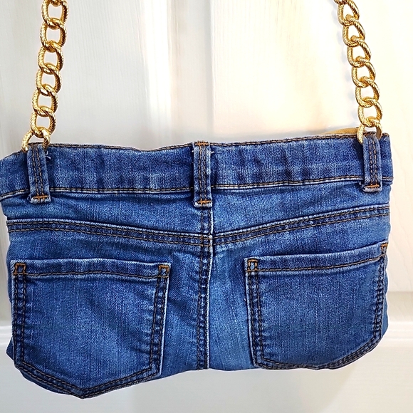 Custom cross body denim pocketbook. - Picture 4 of 4